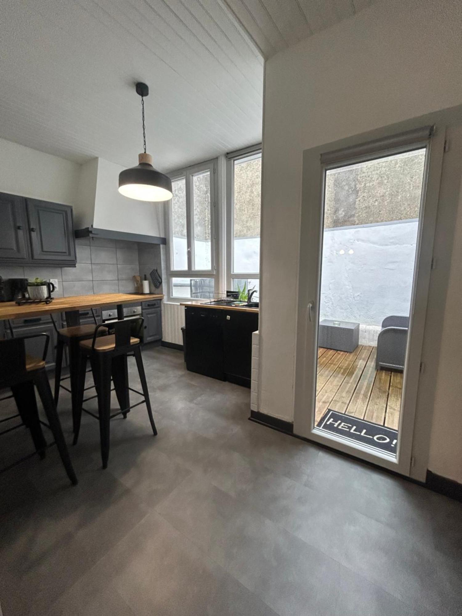 Maison De Ville Avec Garage Et Terrasse Lourdes Esterno foto